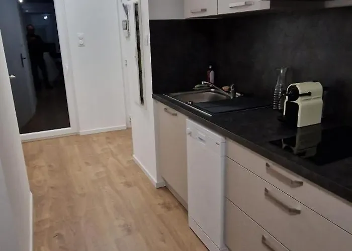 Avec Terrasse Hyper Centre *